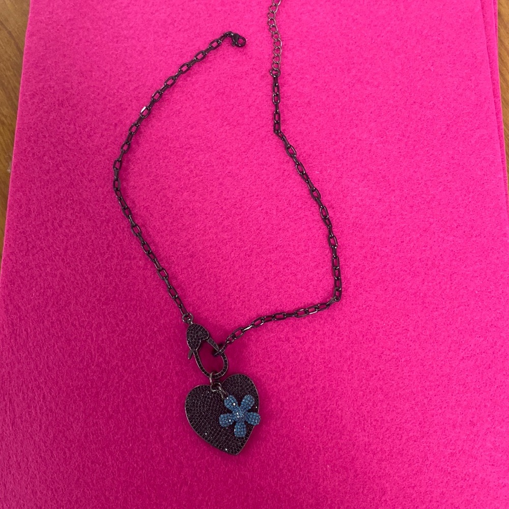 NEW necklace